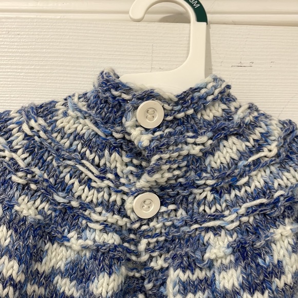 Handmade baby sweater * Brand New * - Picture 3 of 3
